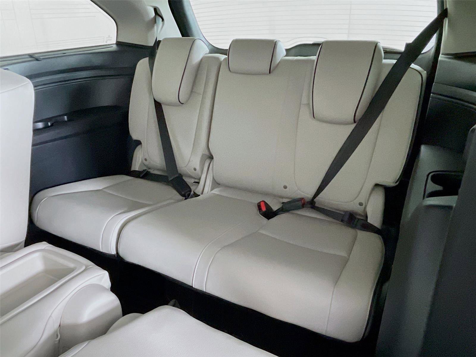 New 2026 Honda Odyssey Touring image 23