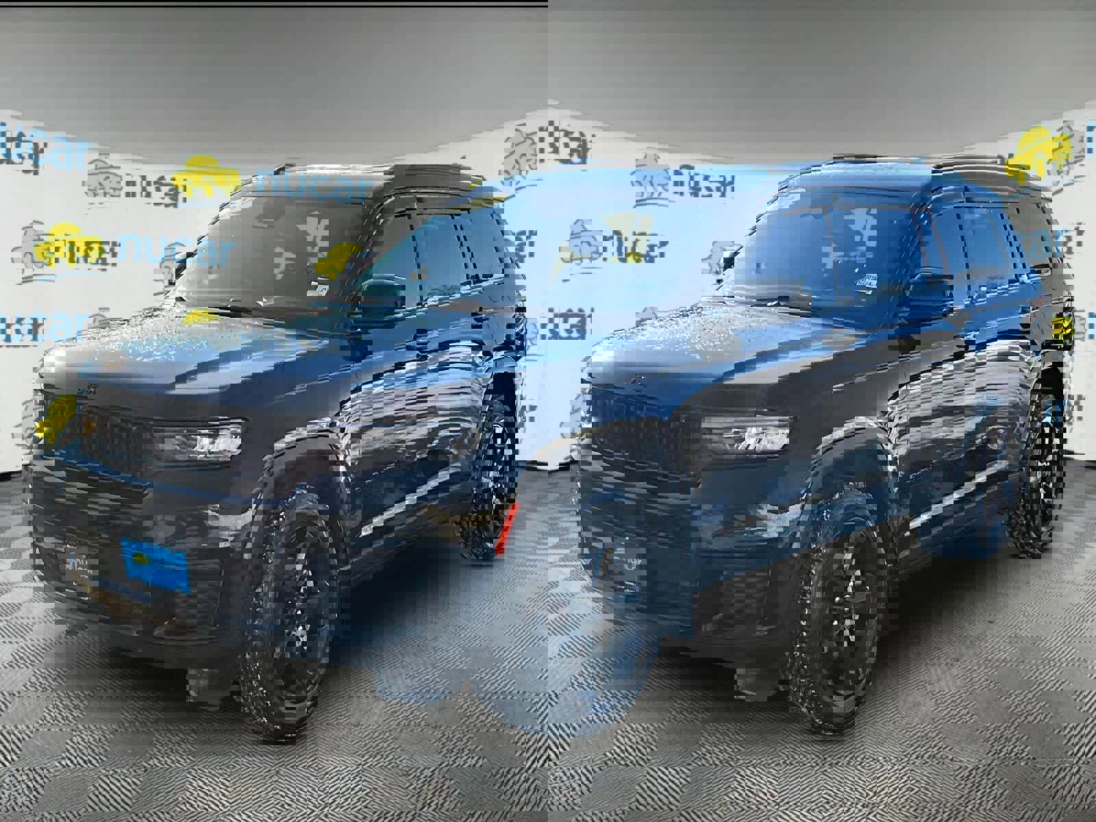 Used 2021 Jeep Grand Cherokee L Laredo image 3