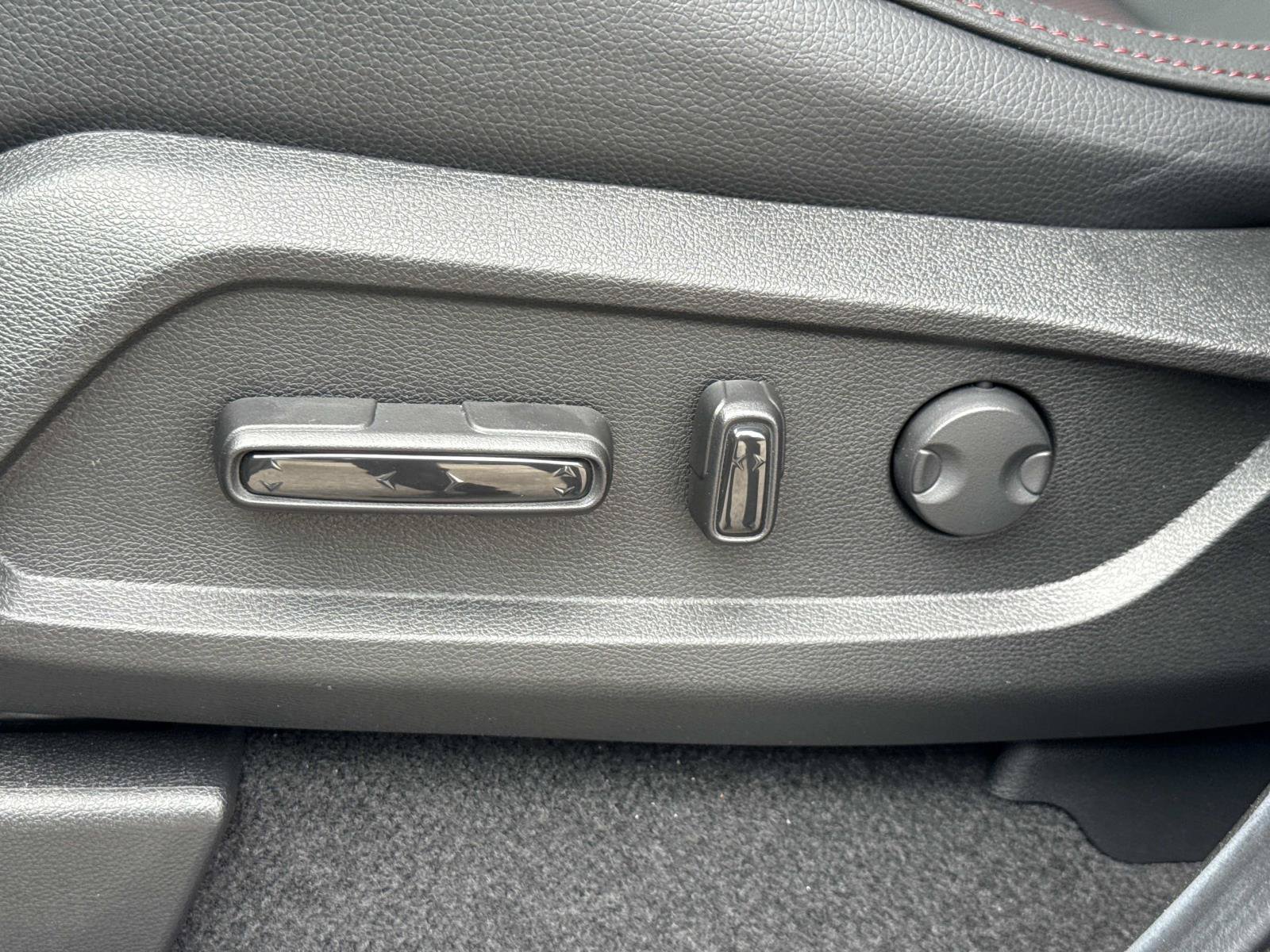 Certified 2026 Honda Pilot Black Edition image 18