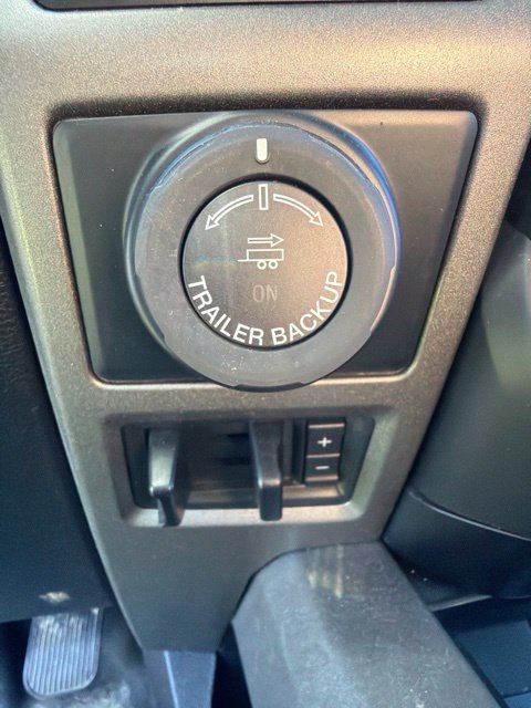 Used 2017 Ford F150 Raptor w/ Equipment Group 802A Luxury AWD/4WD image 22