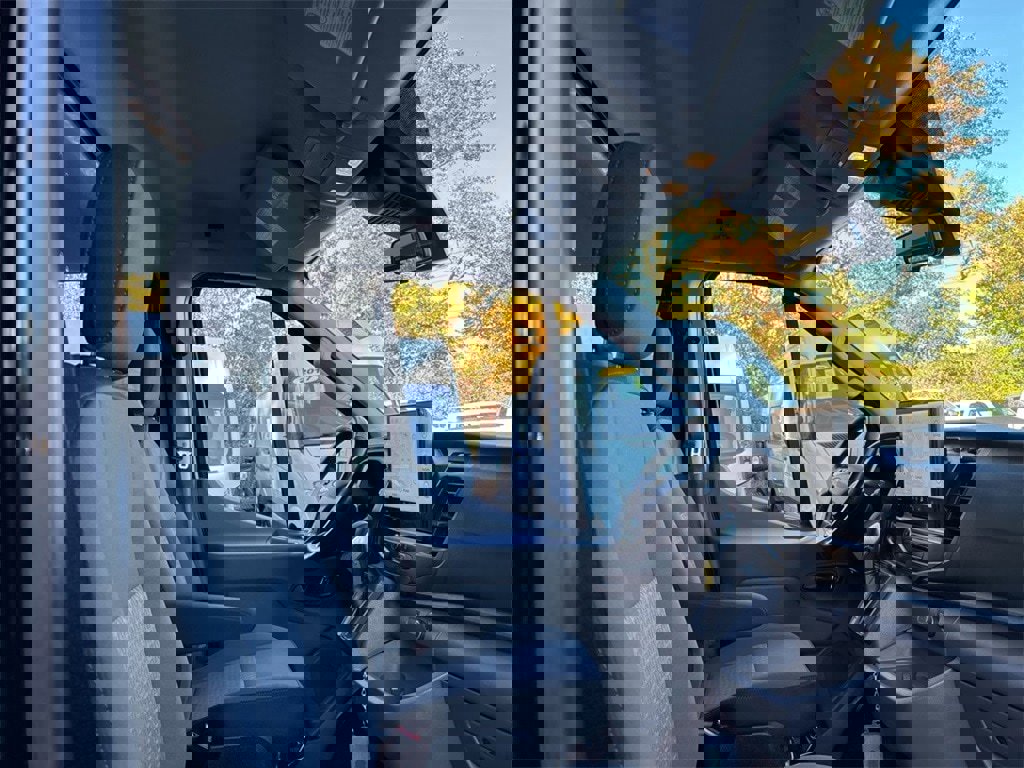 Used 2022 Ford Transit 250 image 46