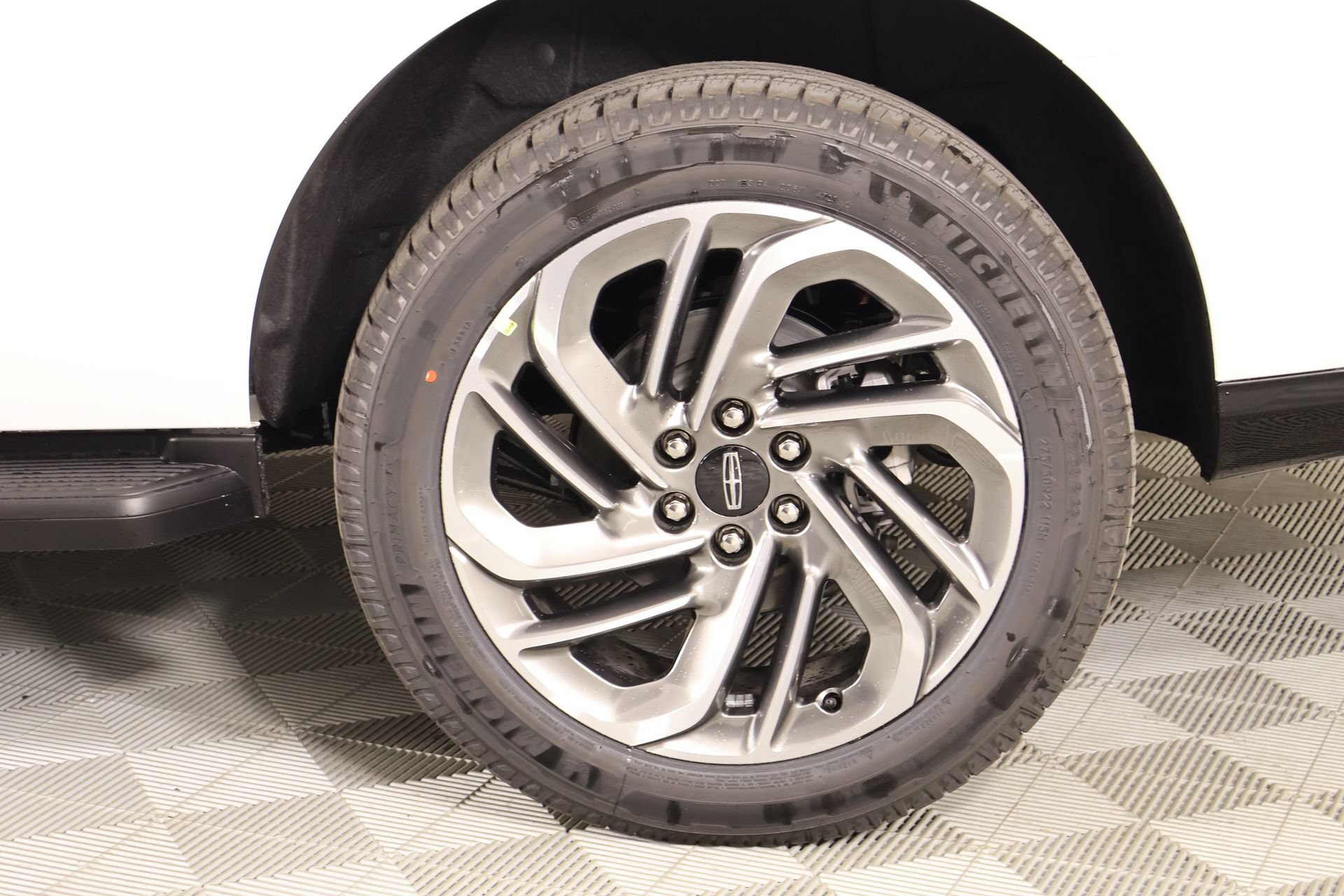 New 2026 Lincoln Navigator Premiere AWD/4WD image 19