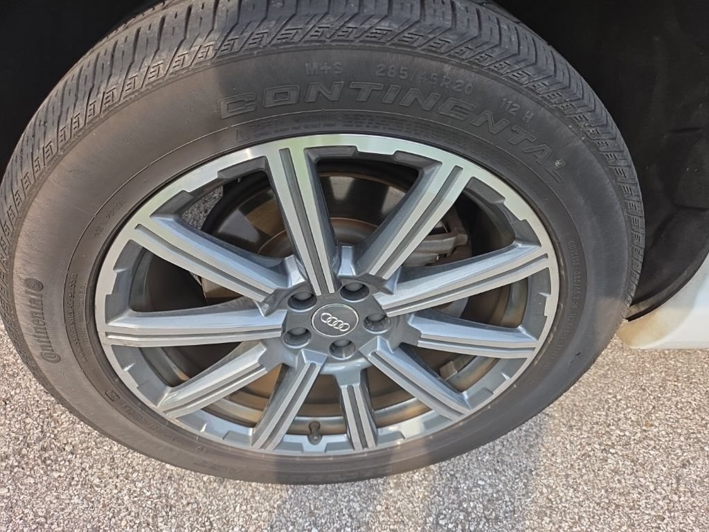 Used 2019 Audi Q7 3.0T Premium Plus AWD/4WD image 28