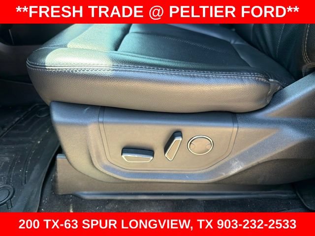 Used 2019 Ford Expedition XLT w/ Equipment Group 202A RWD image 19