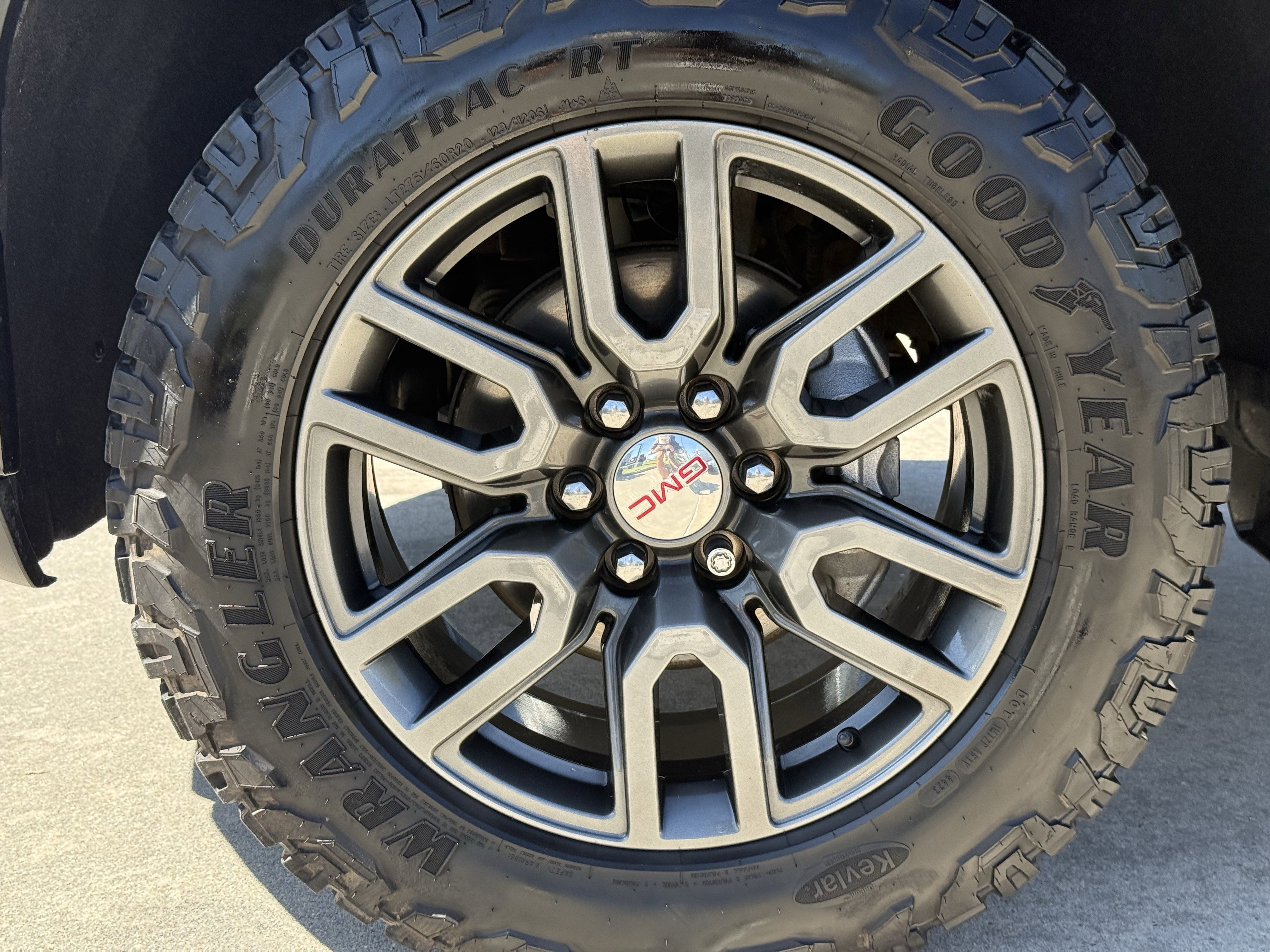 Used 2021 GMC Sierra 1500 AT4 w/ AT4 Value Package image 11