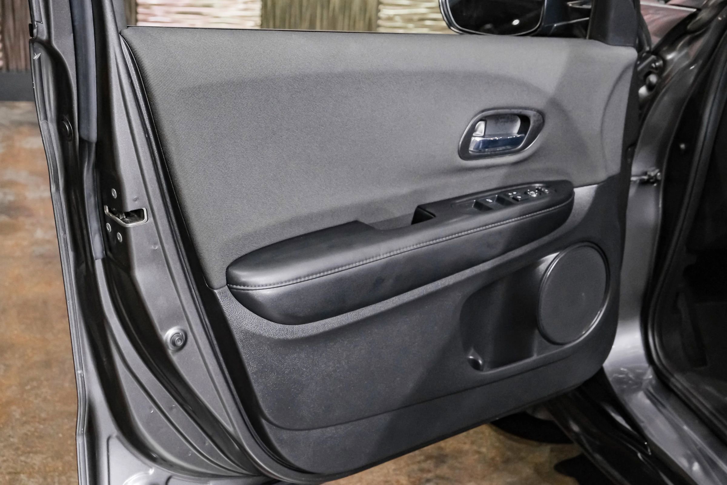 Used 2022 Honda HR-V Sport image 34