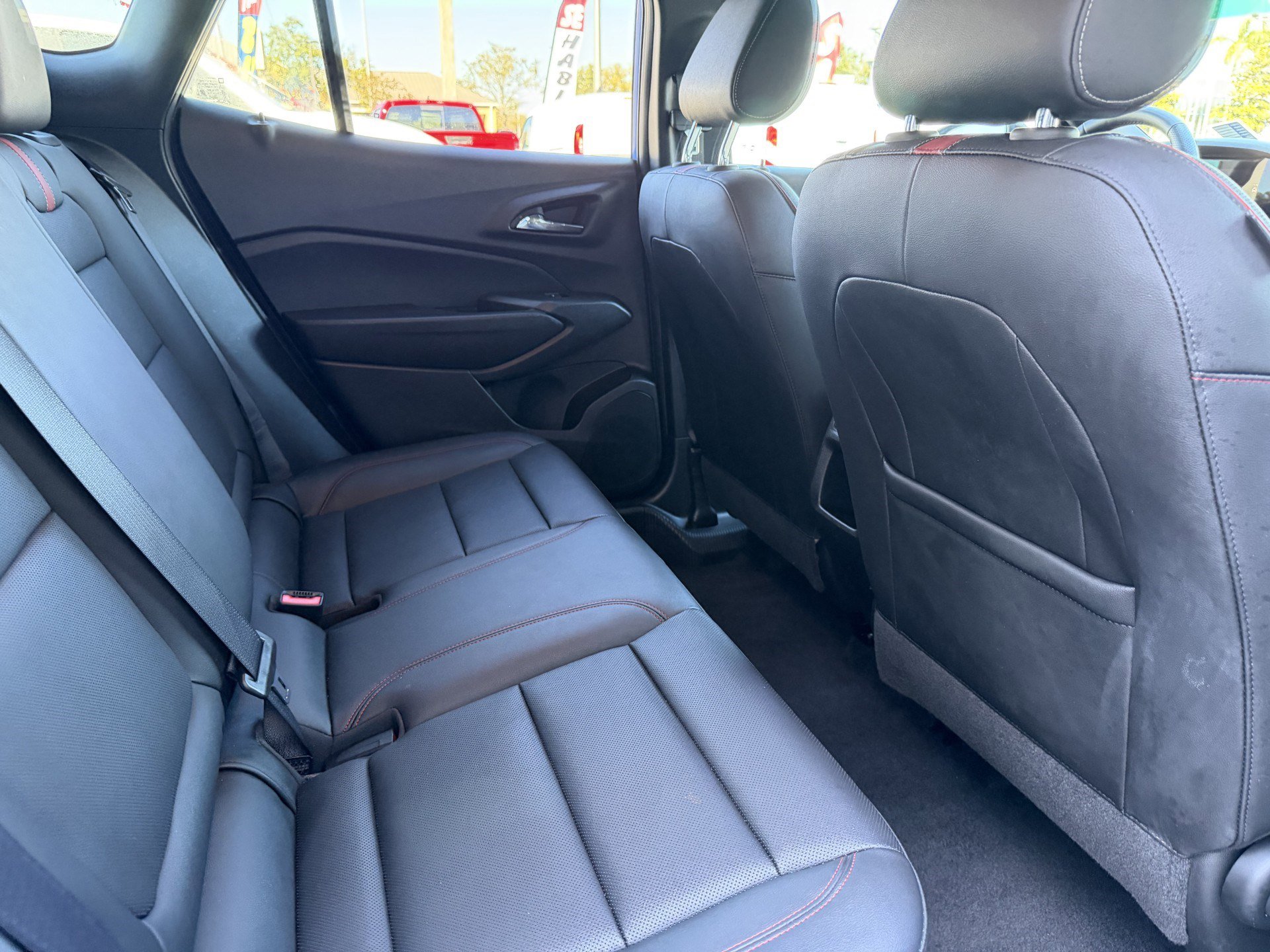 Used 2024 Chevrolet Trax RS w/ Sunroof Package image 22