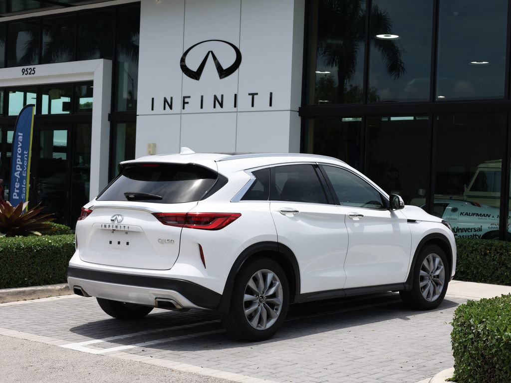 Certified 2021 INFINITI QX50 Luxe FWD image 4