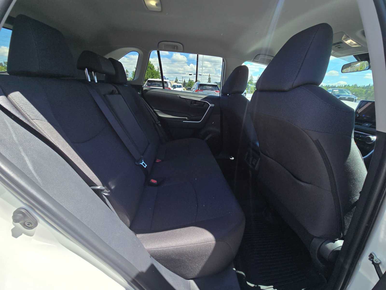 Used 2025 Toyota RAV4 LE AWD/4WD image 12
