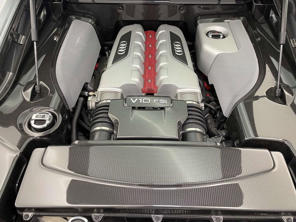 Used 2012 Audi R8 V10 AWD/4WD image 18