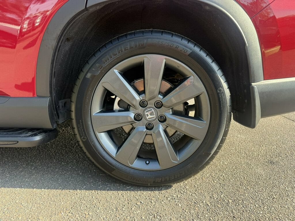 Used 2024 Honda Pilot Sport image 9