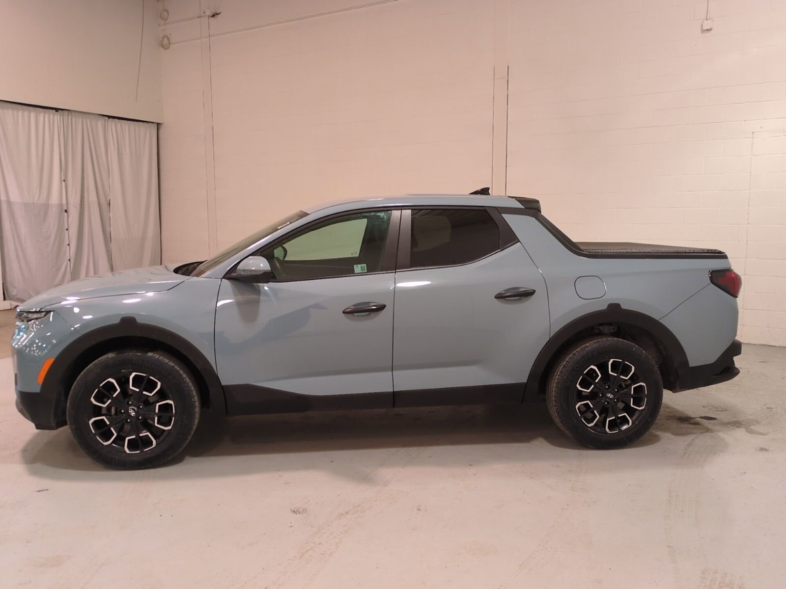 Certified 2024 Hyundai Santa Cruz SEL image 6