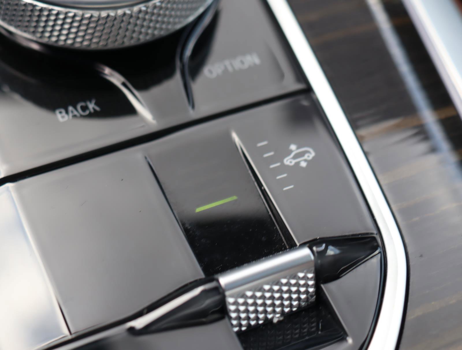 Used 2024 BMW X7 M60i w/ Executive Package image 31