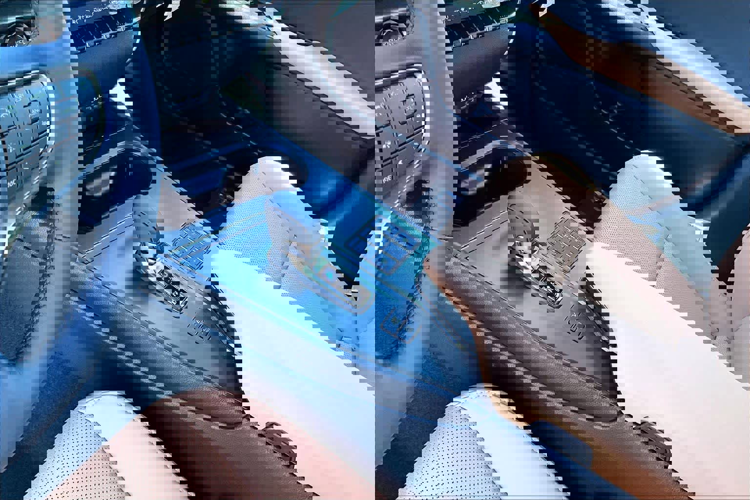 New 2026 Lexus UX 300h FWD image 11