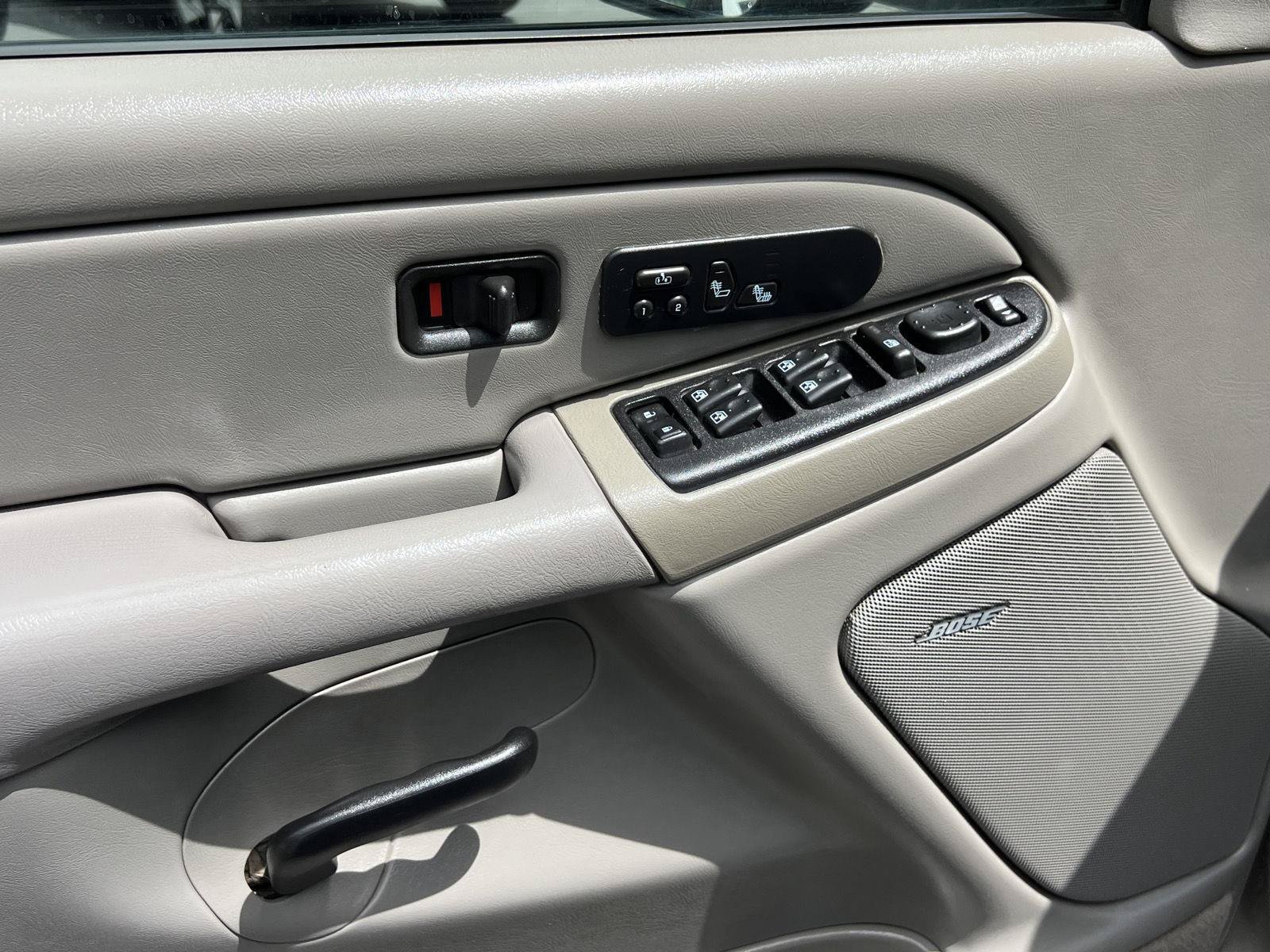 Used 2005 Chevrolet Silverado 2500 LT w/ Heavy-Duty Power Package AWD/4WD image 30