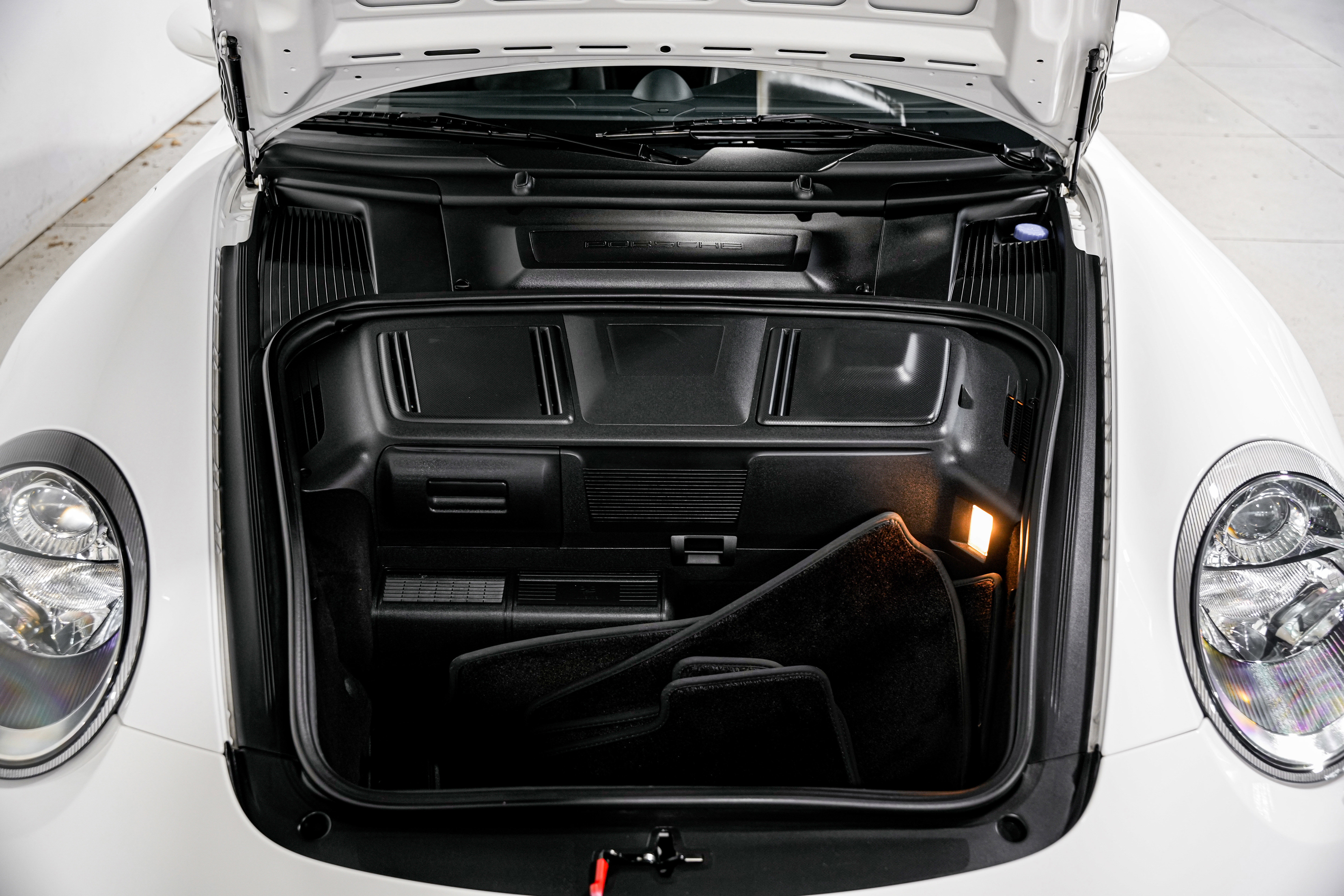 Used 2007 Porsche 911 Turbo image 42