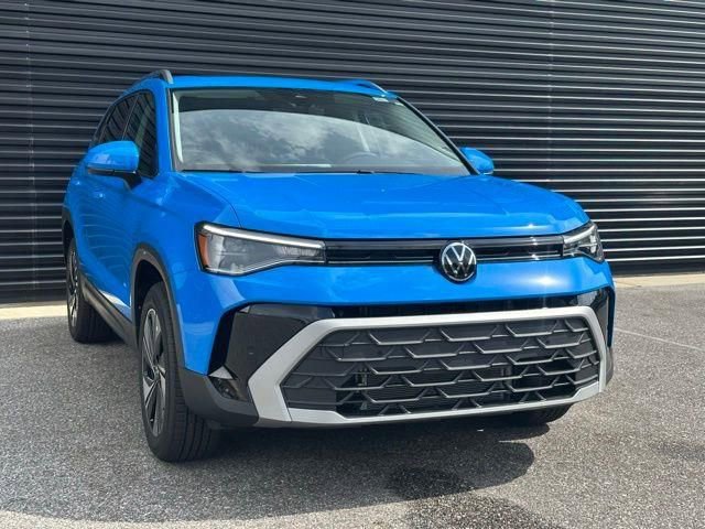New 2025 Volkswagen Taos SE image 6