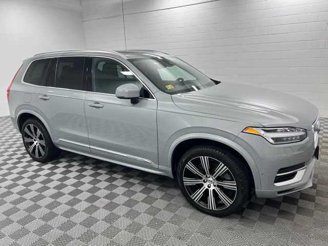 Used 2024 Volvo XC90 T8 Plus w/ Protection Package Premier AWD/4WD image 4