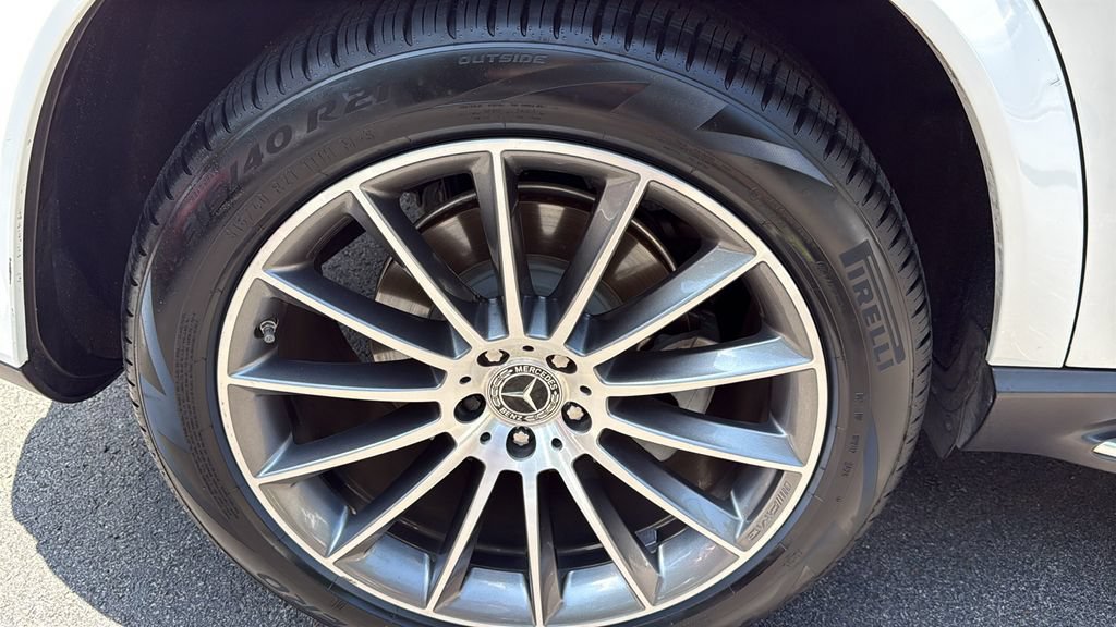 Certified 2025 Mercedes-Benz GLE 350 4MATIC image 9