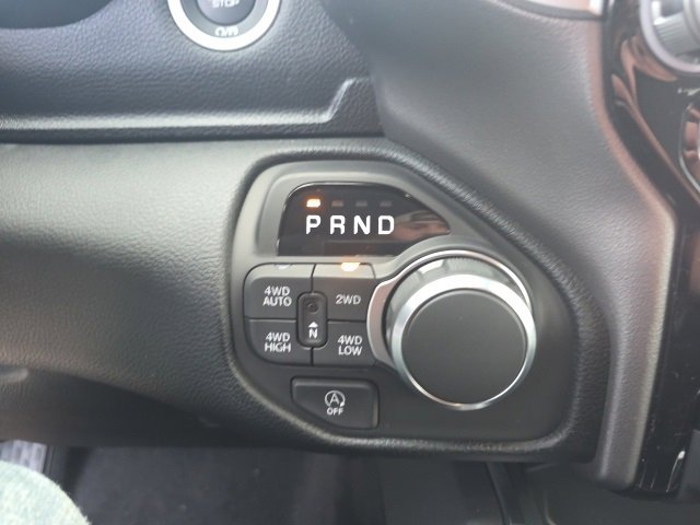 New 2026 RAM 1500 4x4 Crew Cab image 21