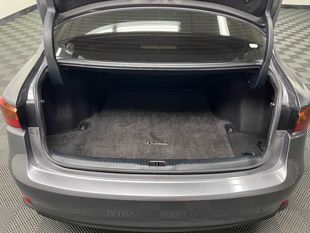 Used 2017 Lexus IS 200t RWD image 8