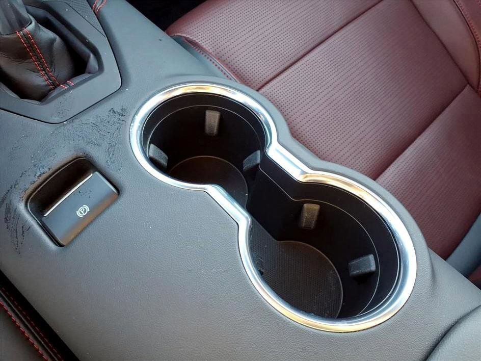 Used 2025 Ford Mustang GT Premium image 30