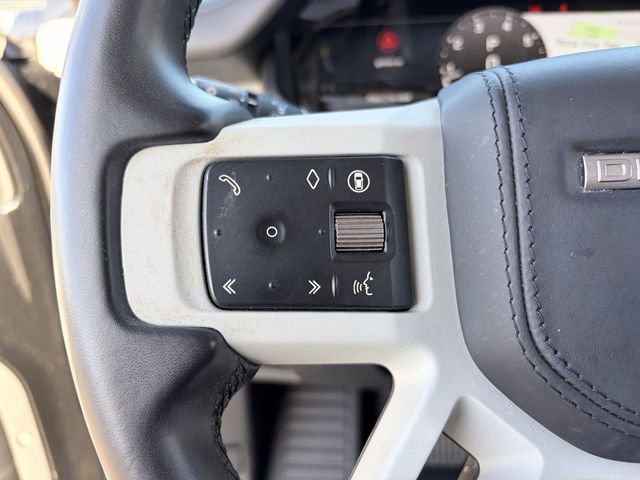 Used 2024 Land Rover Defender 110 S AWD/4WD image 9