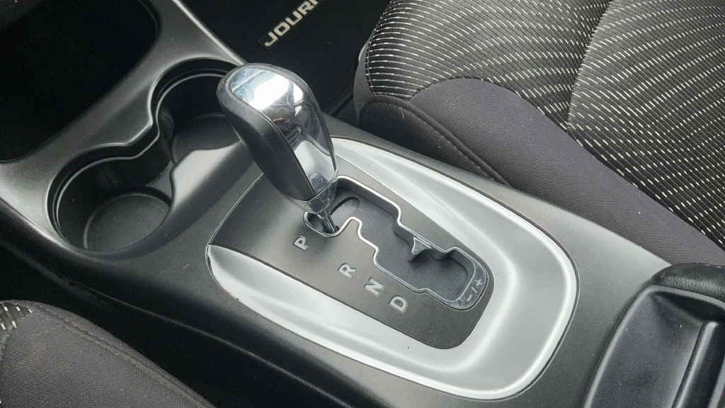 Used 2013 Dodge Journey SXT w/ Flexible Seating Group FWD image 9