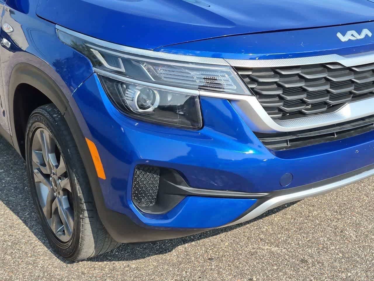 Used 2022 Kia Seltos LX AWD/4WD image 10