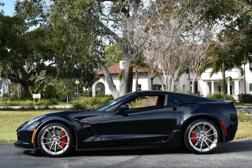 Used 2019 Chevrolet Corvette Grand Sport image 3