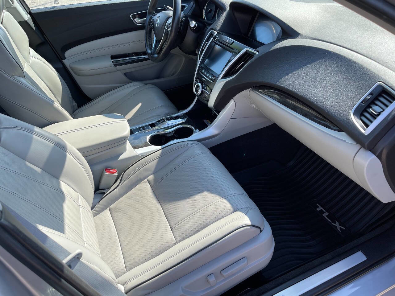 Used 2018 Acura TLX V6 w/ Advance Package image 14