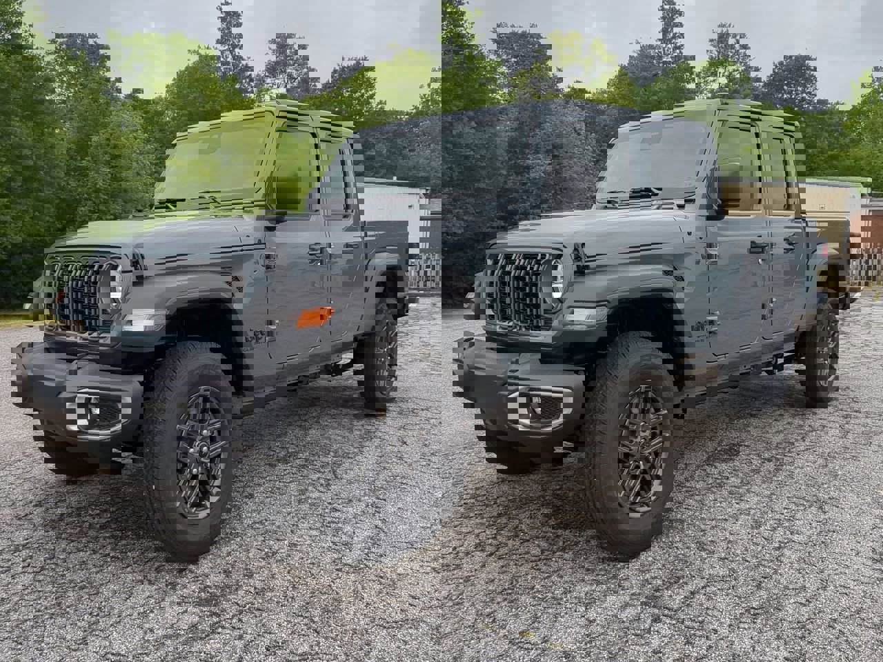 New 2025 Jeep Gladiator Sport image 6