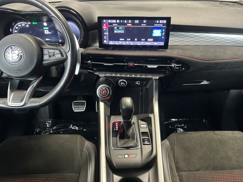 Used 2024 Alfa Romeo Tonale Veloce w/ Active Assist Package image 12