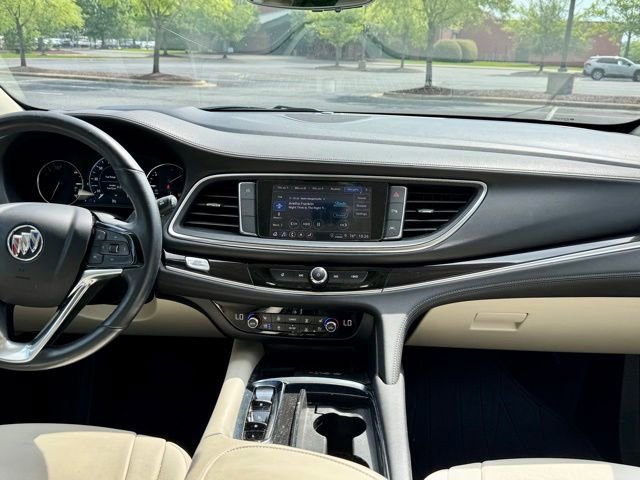Used 2024 Buick Enclave Premium w/ Experience Buick Package FWD image 23