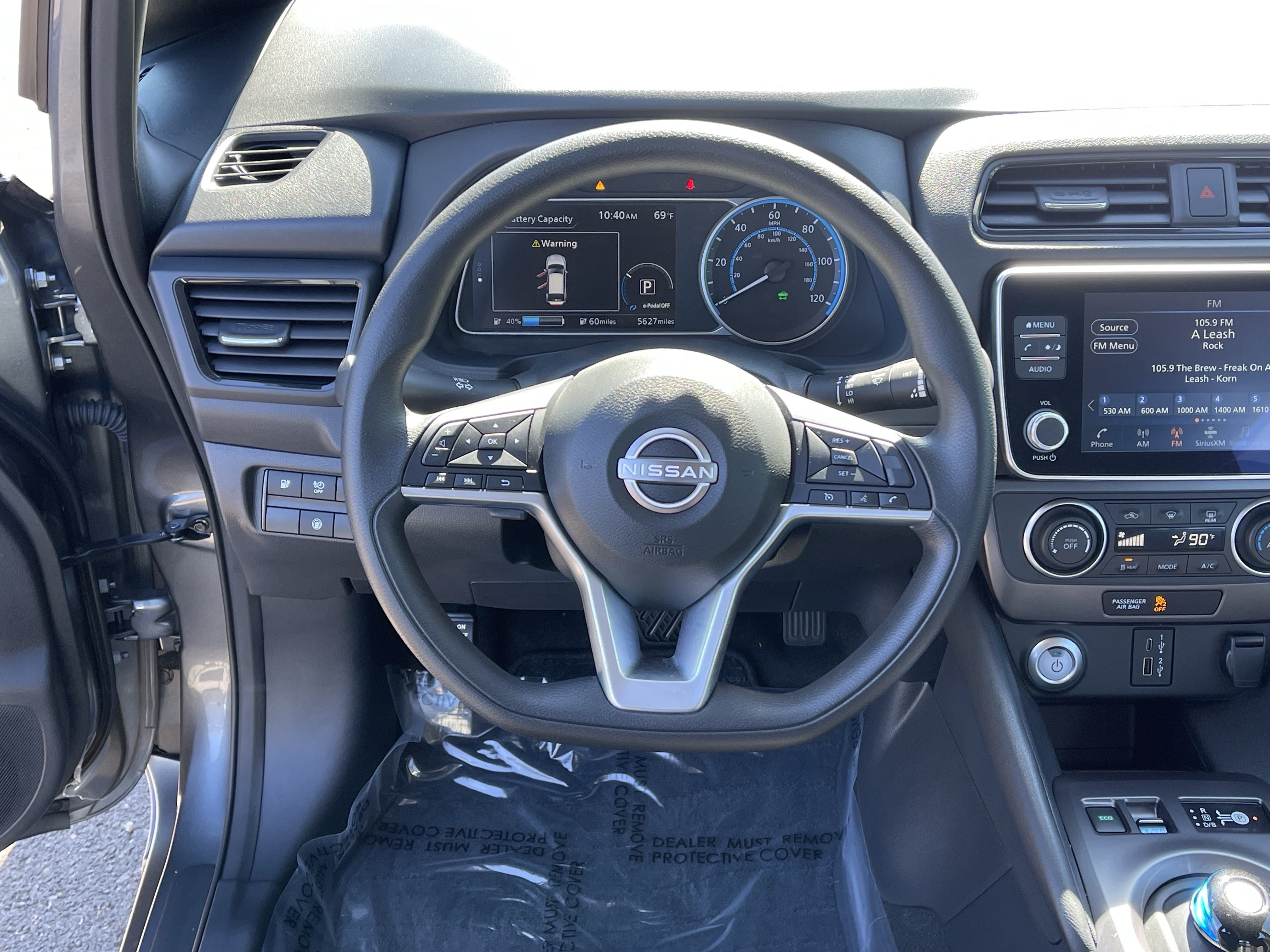 Used 2025 Nissan Leaf S FWD image 13
