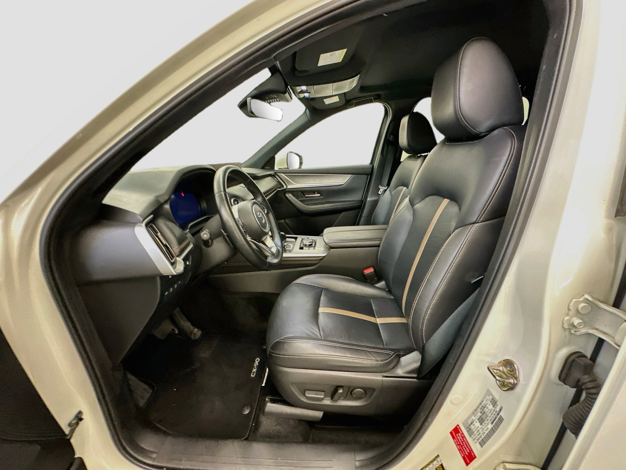 Used 2024 MAZDA CX-90 Plug-In Hybrid w/ Premium Plus AWD/4WD image 13