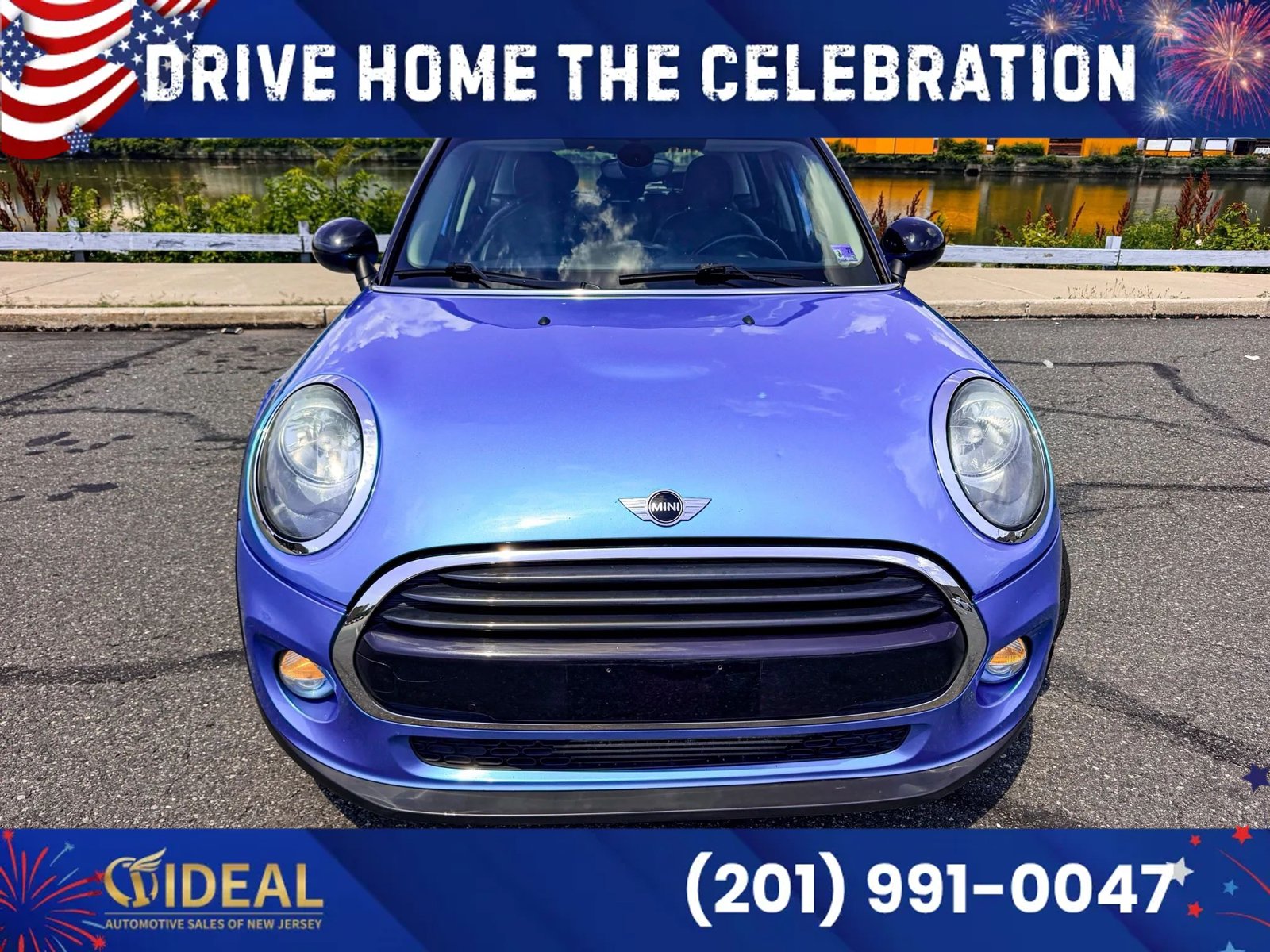 Used 2016 MINI Cooper 4-Door Hardtop FWD image 3
