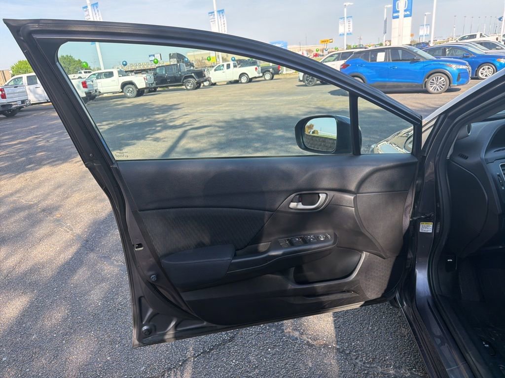 Used 2015 Honda Civic SE image 8