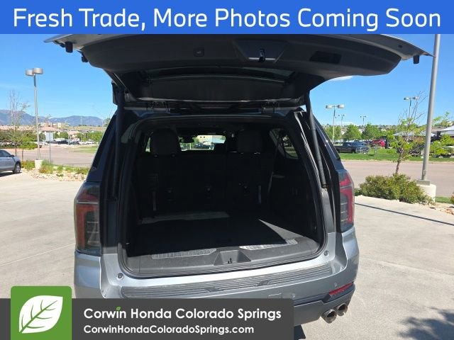 Used 2025 Chevrolet Suburban Z71 AWD/4WD image 10