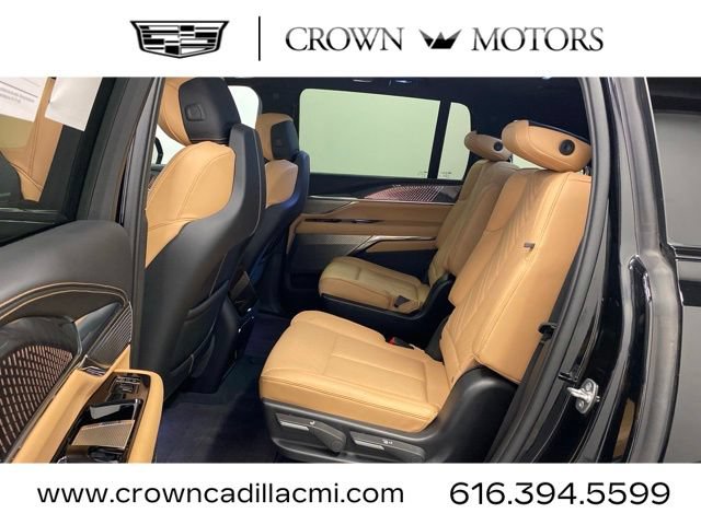Certified 2025 Cadillac Escalade IQ Sport 2 AWD/4WD image 19