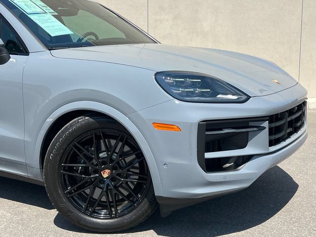 Used 2025 Porsche Cayenne S AWD/4WD video 2