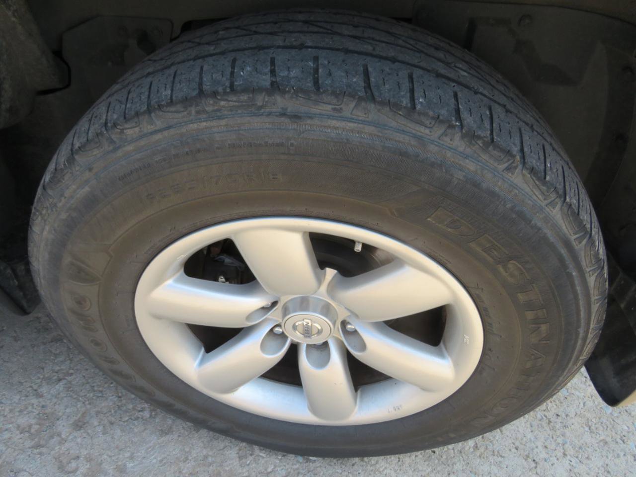 Used 2015 Nissan Armada SV AWD/4WD image 7