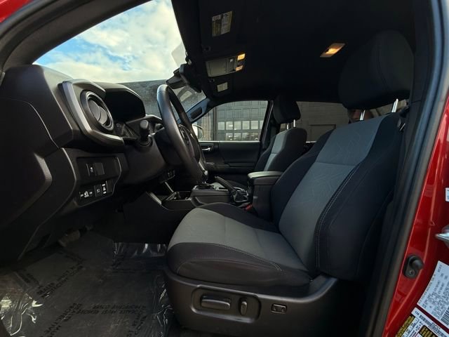 Used 2021 Toyota Tacoma TRD Sport image 22