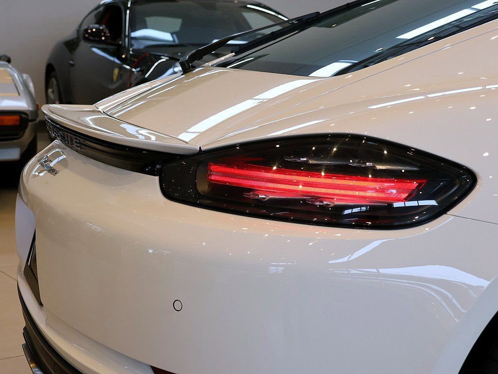 Used 2021 Porsche 718 Cayman image 27