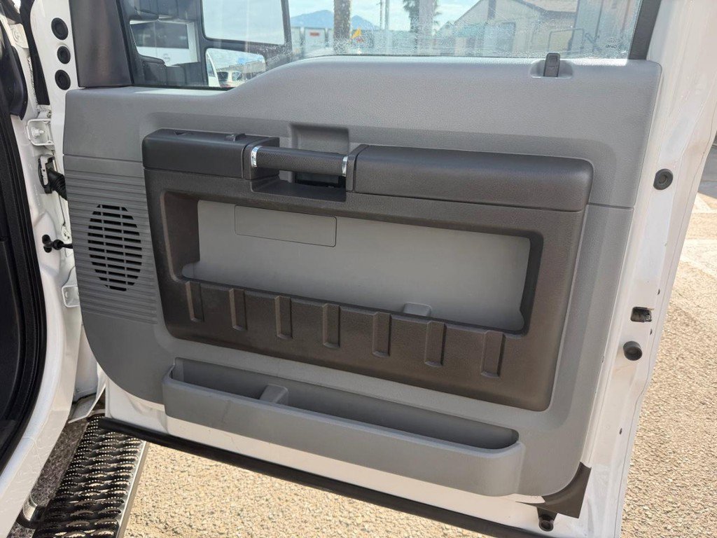 Used 2016 Ford F250 XL w/ XL Appearance Package image 28