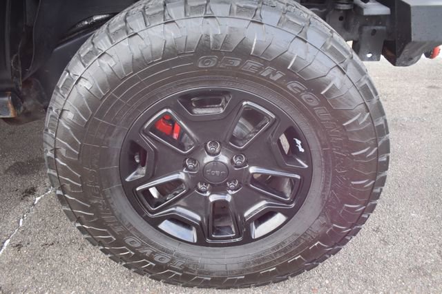 Used 2015 Jeep Wrangler Unlimited Sport image 36