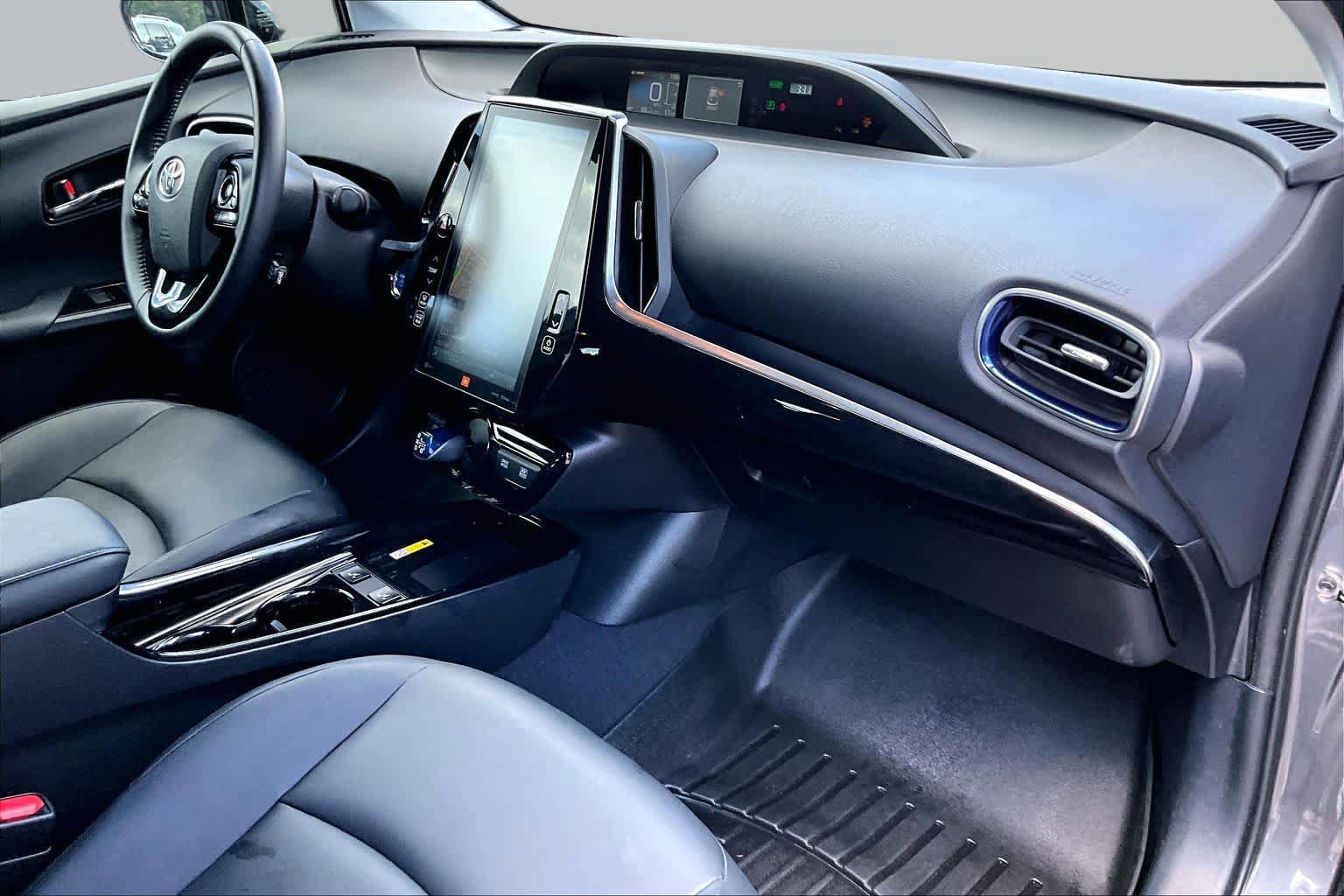 Used 2019 Toyota Prius Limited FWD image 19