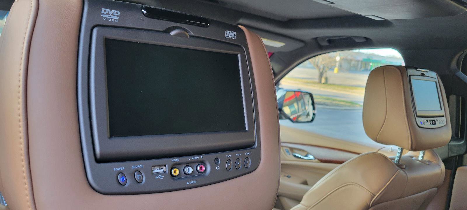 Used 2017 Cadillac Escalade ESV Platinum image 31