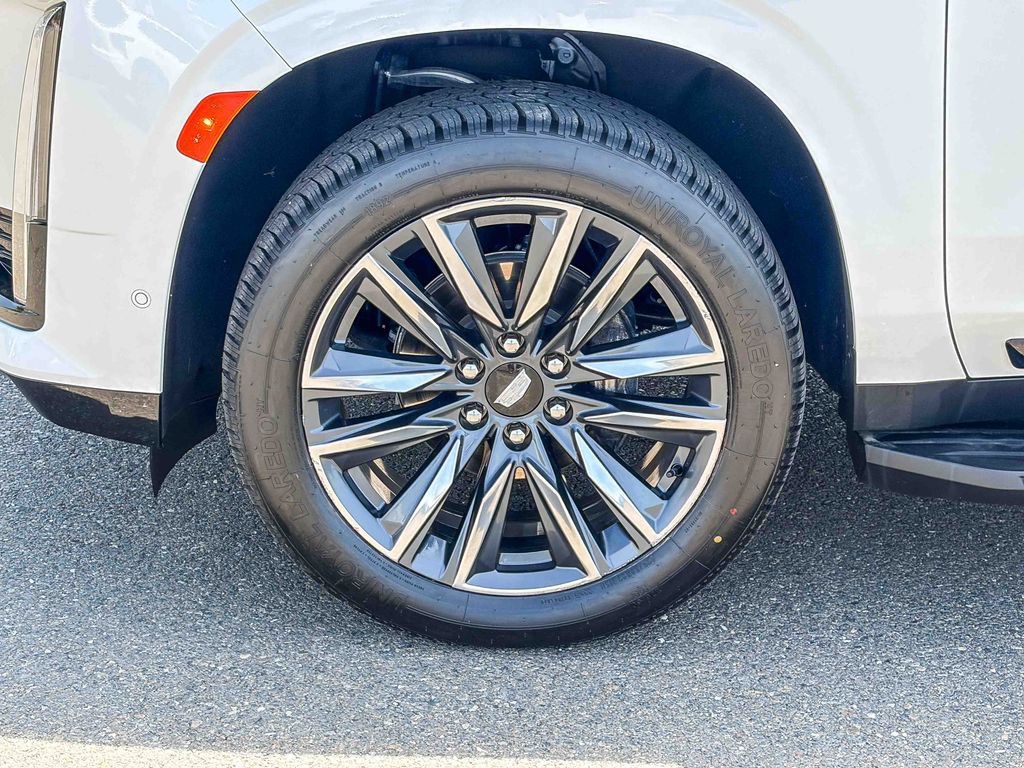 Certified 2022 Cadillac Escalade Sport AWD/4WD image 14