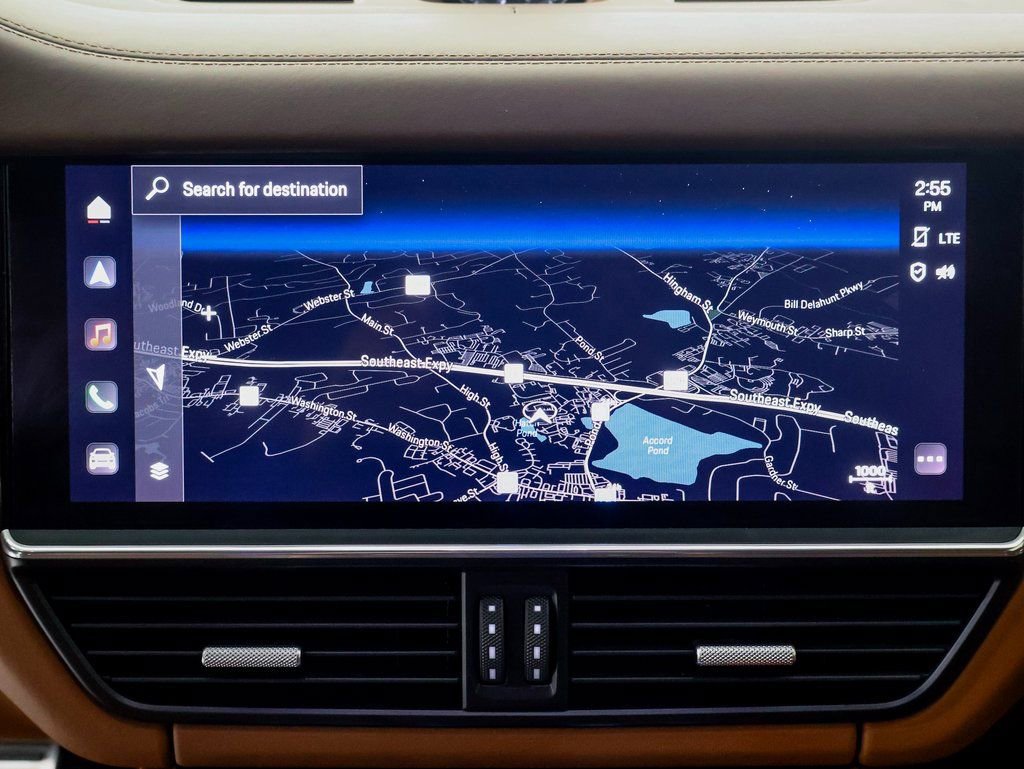 Certified 2023 Porsche Cayenne Turbo S image 15